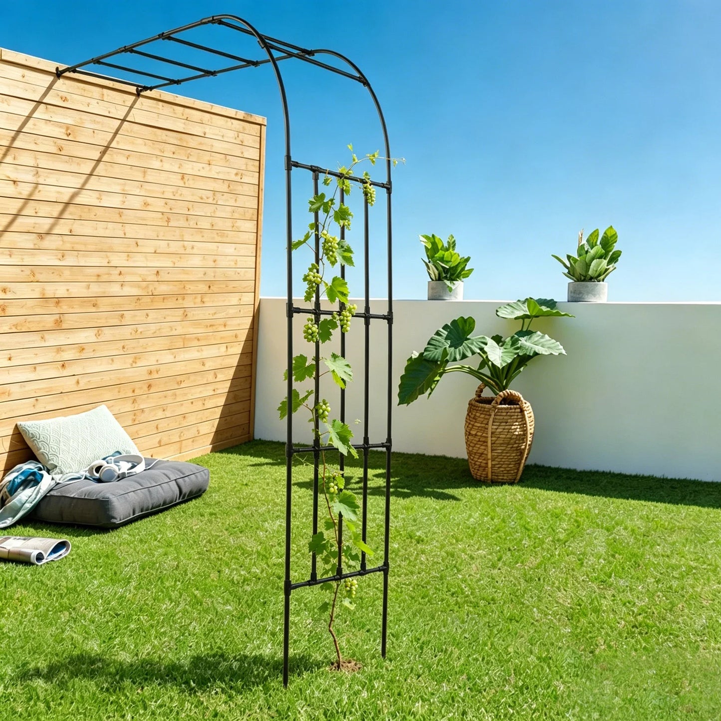 Half Side Garden Arch Trellis Steel Free Standing Wedding Arch