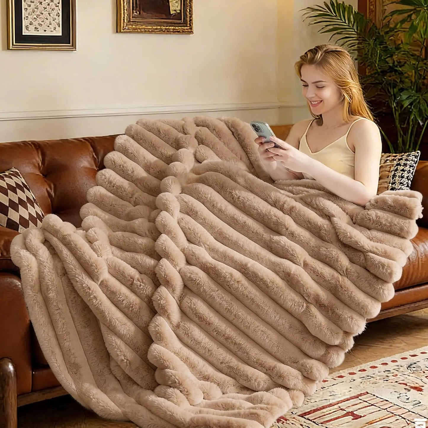Cozy Plush Coral Fleece Blanket For Couch And Bedroom
